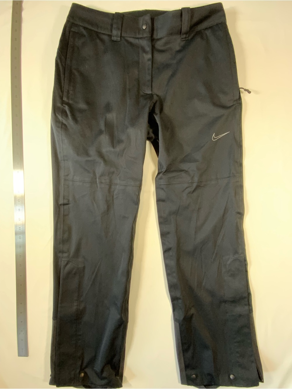 Nike Black Men's Golf Pants with Reflective Swoosh for rain
